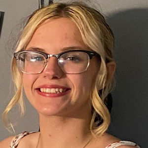 Meet your Posher, Alycia